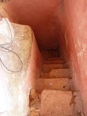 P1060254_bell_stairs.JPG